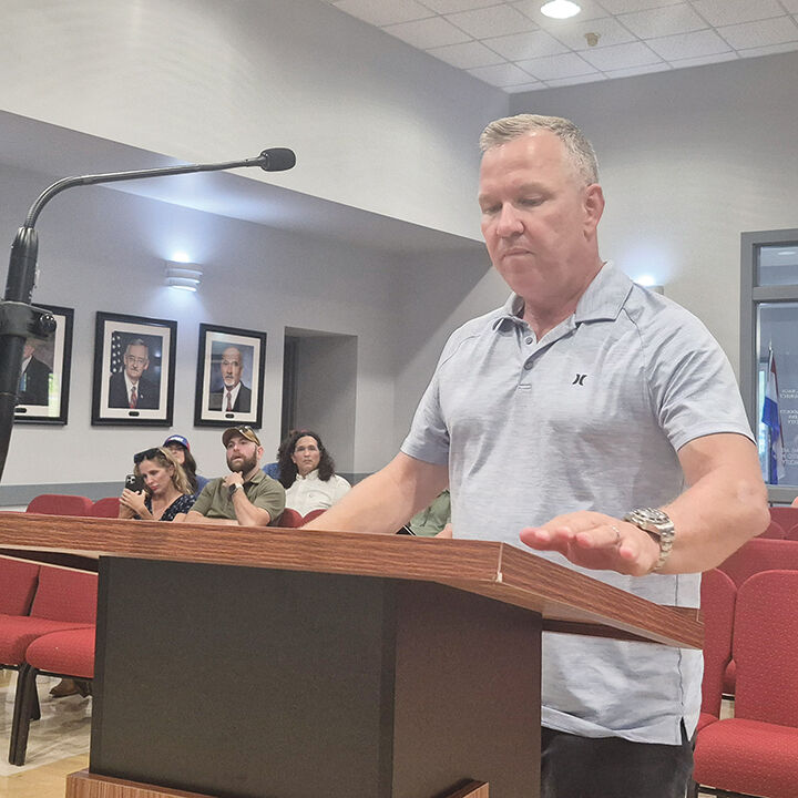 Jim Avery, a lawyer seeking the Republican nomination for state Senate District 22 in August 2026, criticized Arnold City Attorney Bob Sweeney on Aug. 21 during an Arnold City Council meeting.